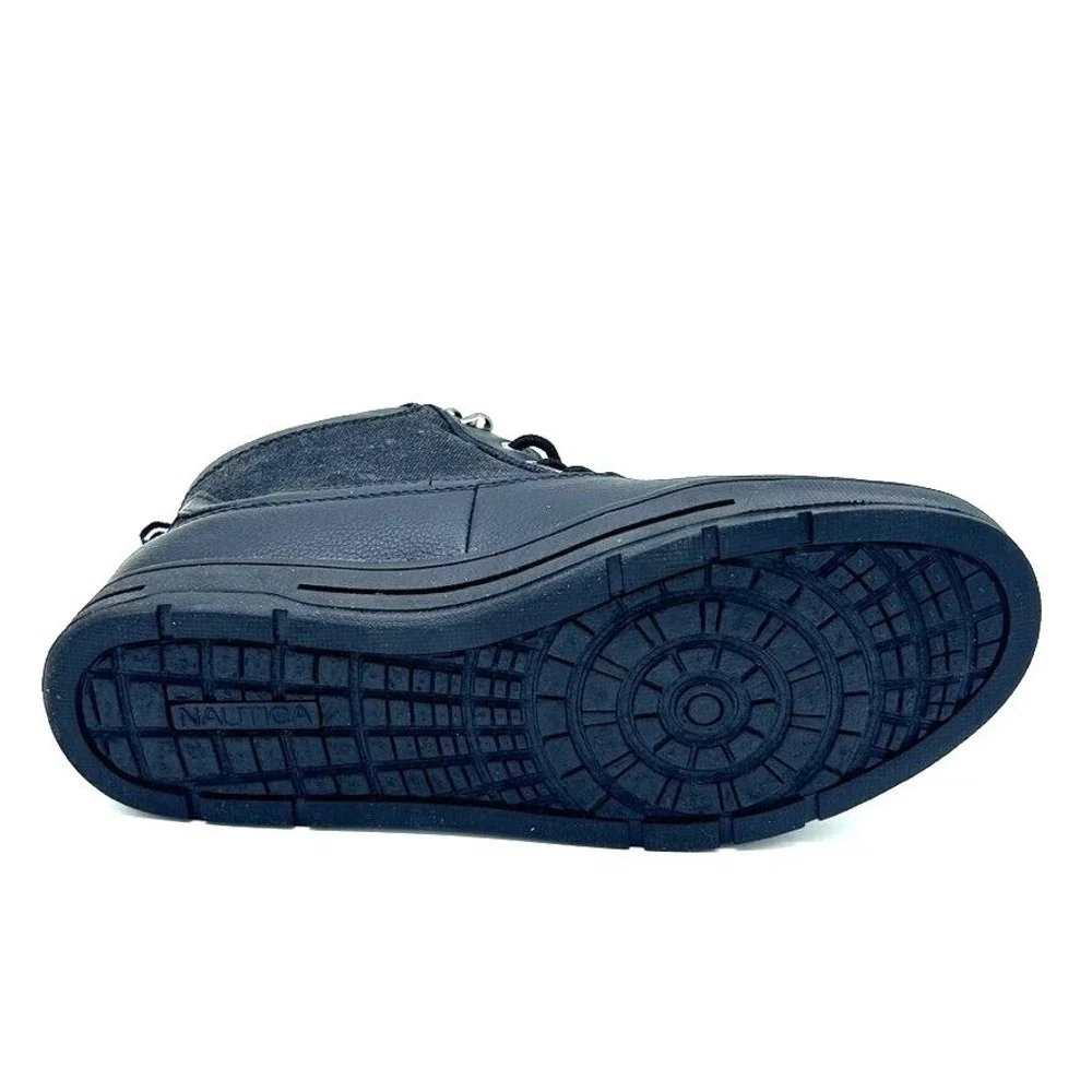 Nautica Mens Duck Boot Size 11  New Bedford/ Black Canvas‎